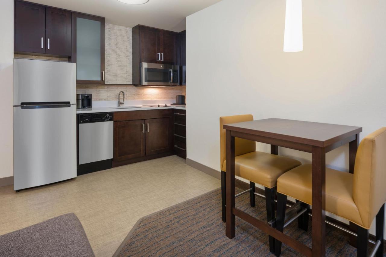 Residence Inn By Marriott Boston Bridgewater Raynham Exteriér fotografie